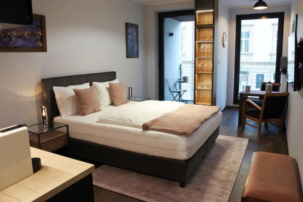 Boutique 109 - Old City, Luxury Apt. With A Garage 크라쿠프 외부 사진